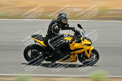 media/May-31-2025-Classic Track Day (Sat) [[da23ab3028]]/Group C/Session 4 (Turns 4 and 6)/
